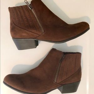 esprit tracy ankle boots